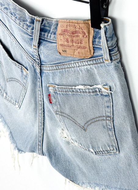 Short Levi's